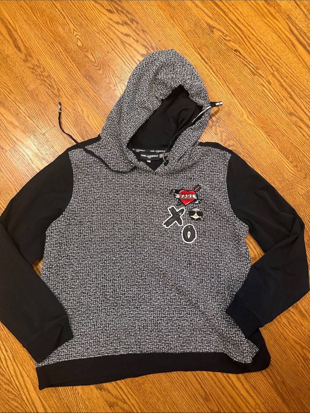 Karl Lagerfeld Black & Gray Patch-Accent Hooded Knit Sweatshirtu
